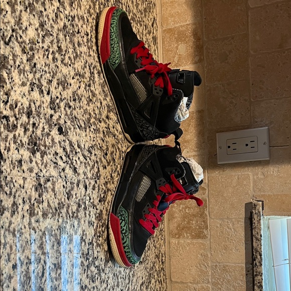 Jordan Kids Black and Red Sneakers with Green Accents - Picture 3 of 7